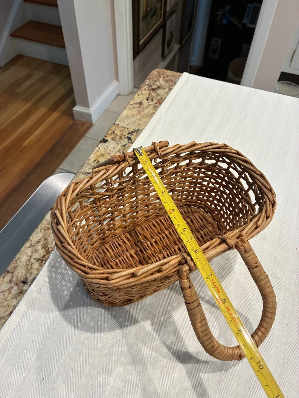 Woven Rattan Handbag in Light Brown